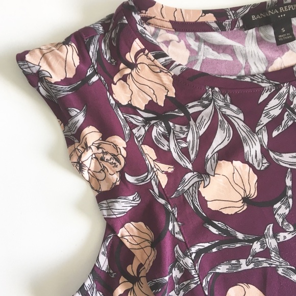 new Banana Republic ✦ Print Ruffle Tank ✦ Floral - Picture 4 of 12